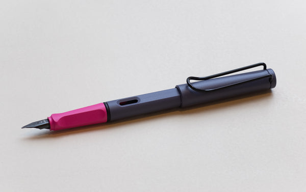 2024 Special Edition Lamy Safari Fountain Pen, Pink Cliff