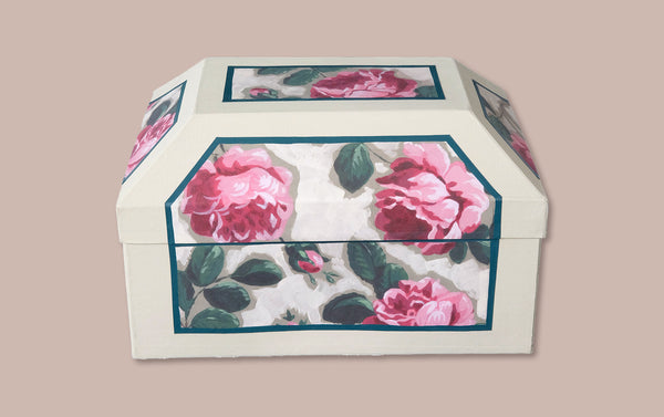 Antoinette Poisson Wedding Storage Box, Medium Roses Pompadour Gris