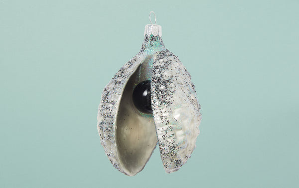 Silver Clam with Pearl Glass Ornament