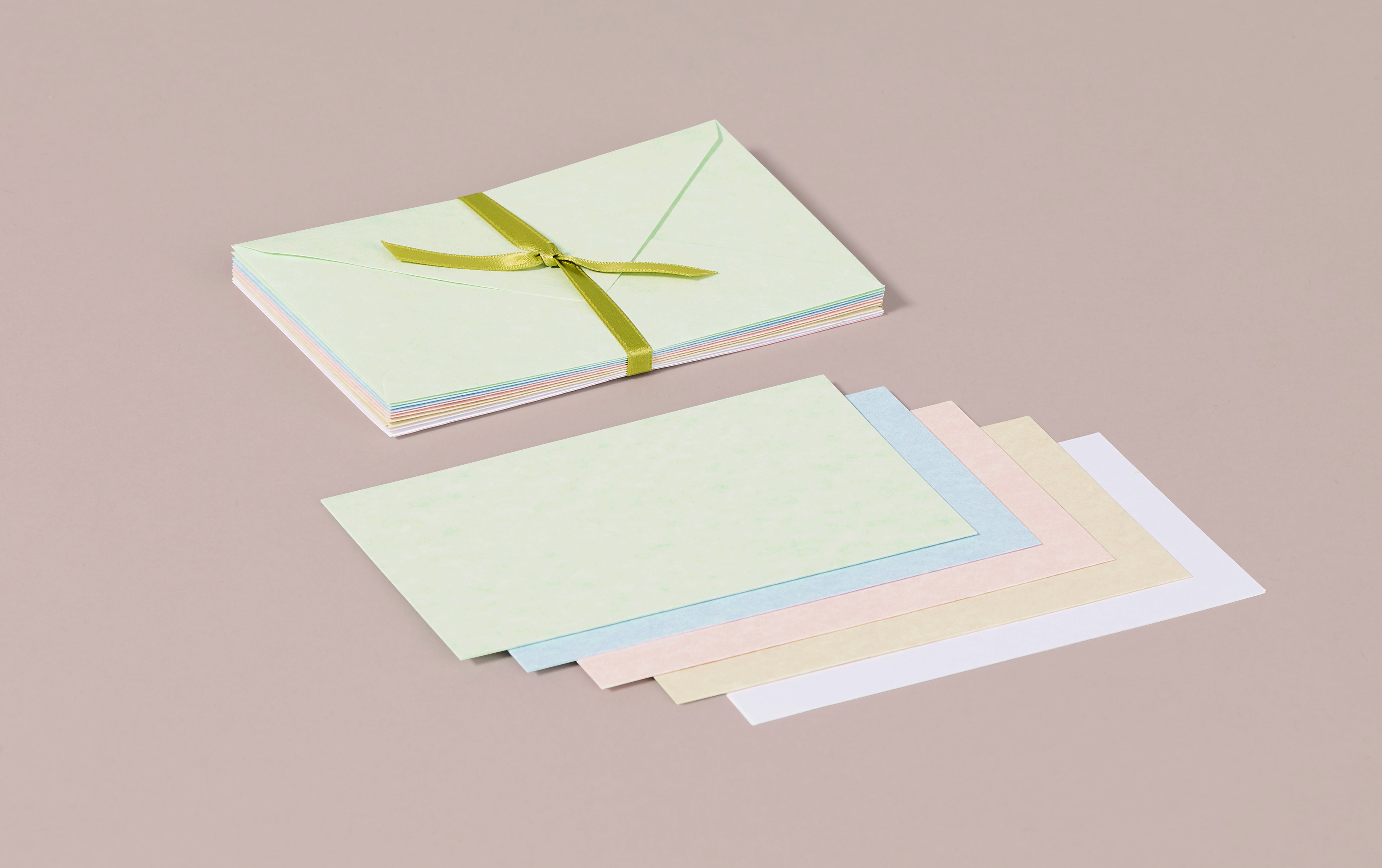 10 Cards & Envelopes, Cloudy Pastels
