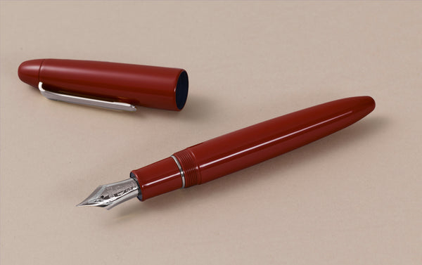 Sailor Urushi King of Pens Fountain pen, Crimson Red