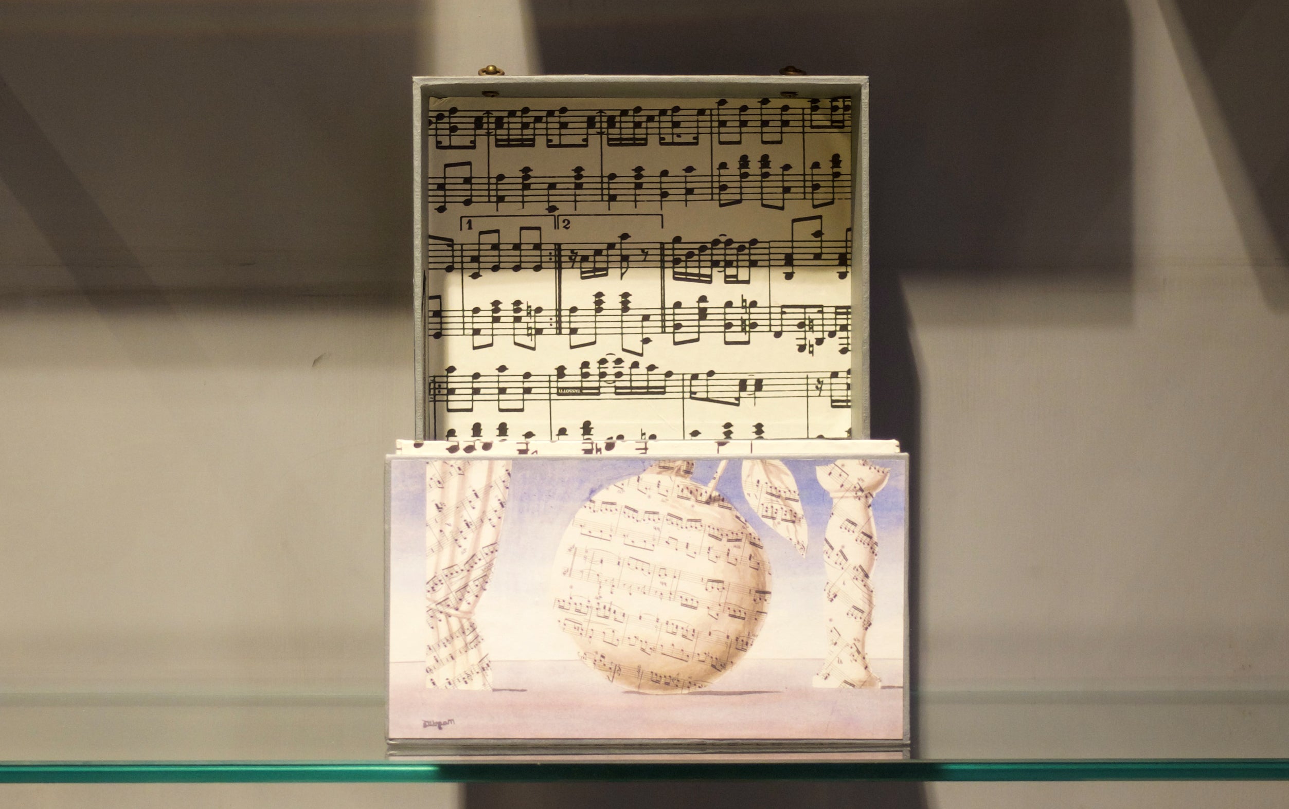 Ann Hepper Decorative Box, Music