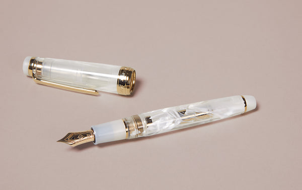 Sailor Marbled Pearl White Fountain Pen