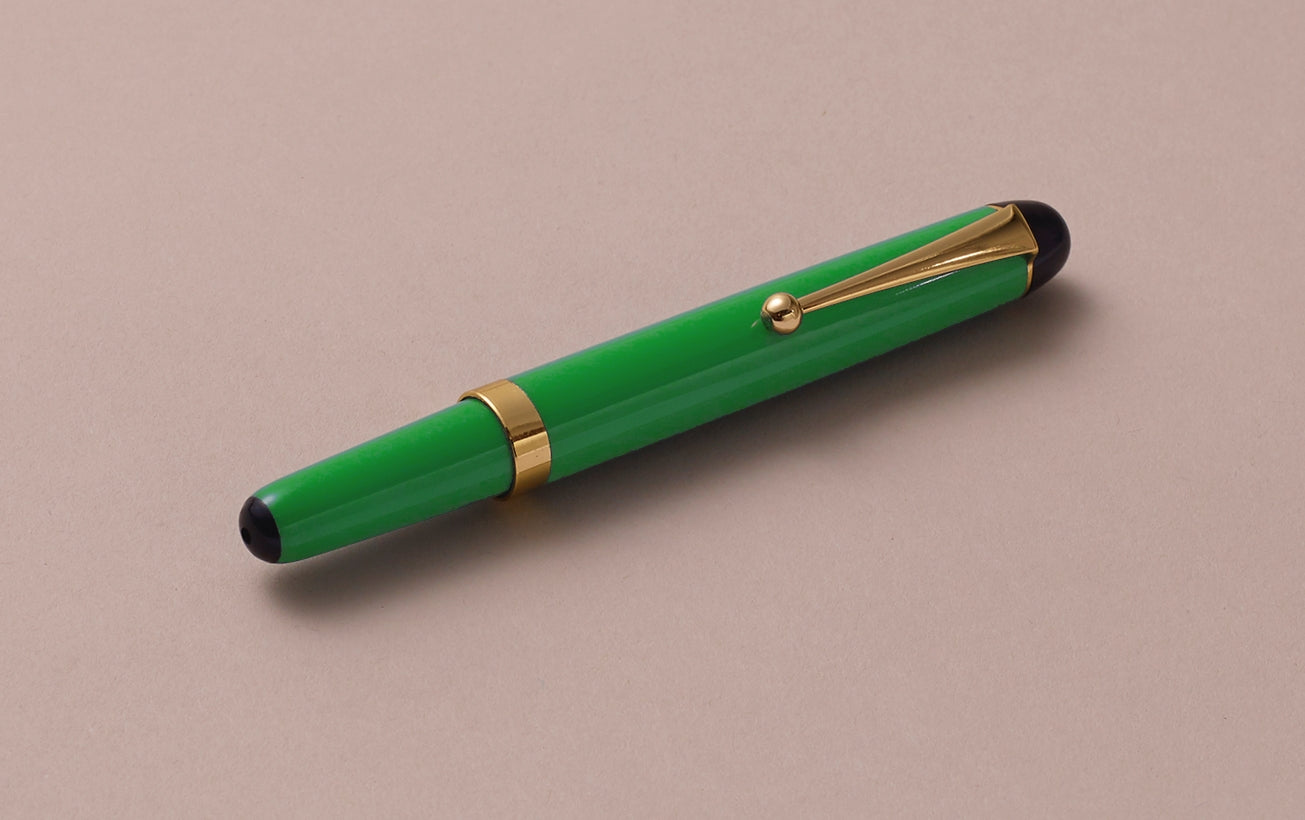 Ohnishi Seisakusho Spring Green Celluloid Pencil Extender and Holder
