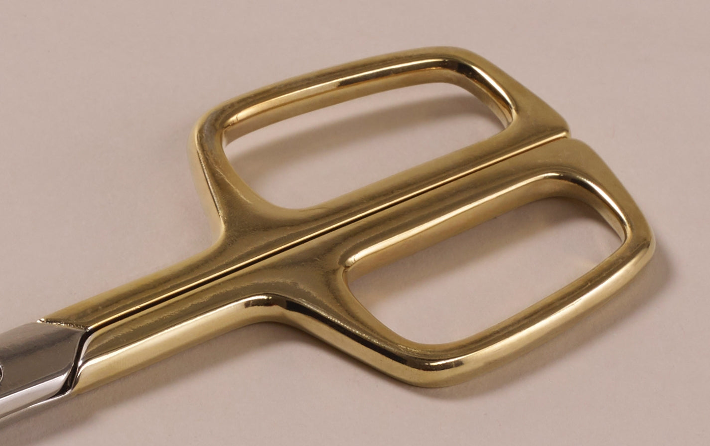 Gold Plated 1970s Choosing Keeping Scissor